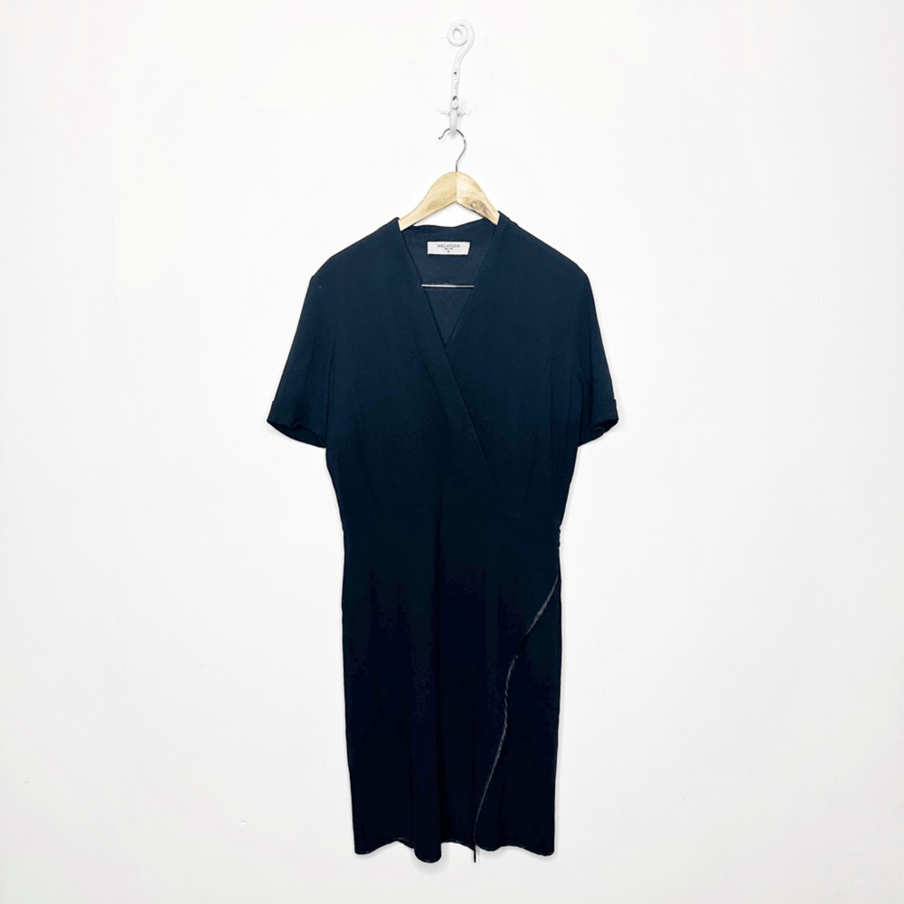 MM LAFLEUR Tory Dress faux wrap black crepe career classic womens 10